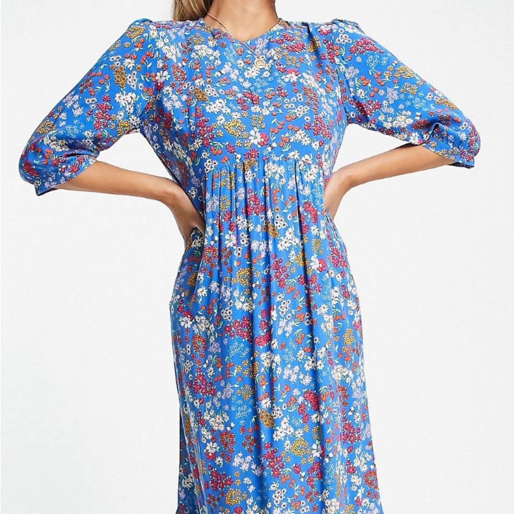Brand New blue floral Midi dress. Perfect for spring and summer time
